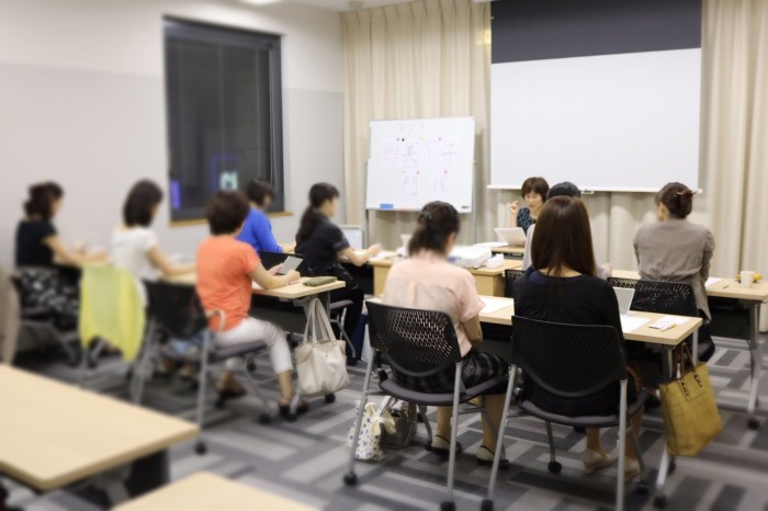 表情筋セミナー風景